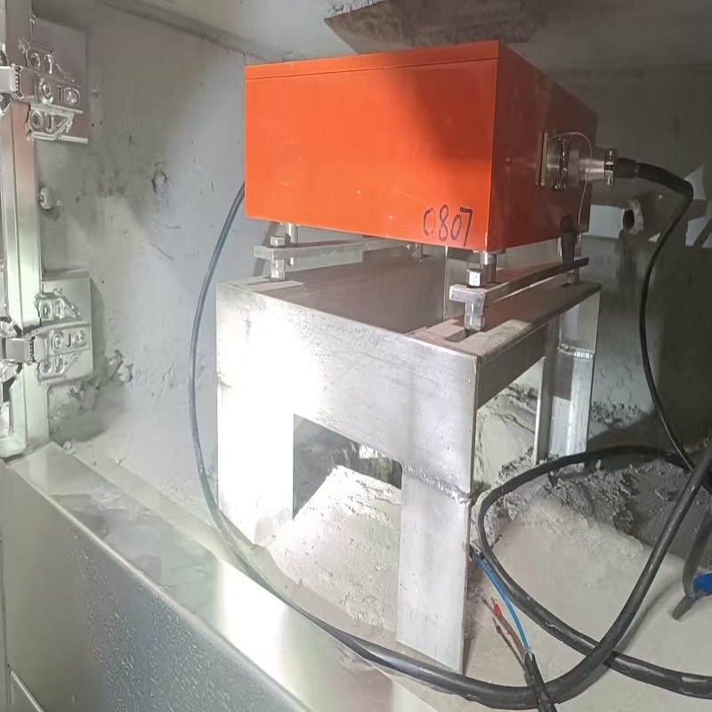 �b�y(c��)��������(bi��o)�x